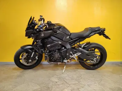 Yamaha MT-10 (2017 - 20) usata