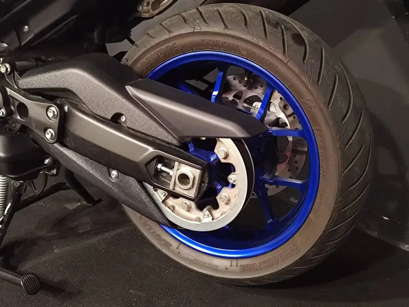 Yamaha T-Max 560 (2022 - 24) (18)