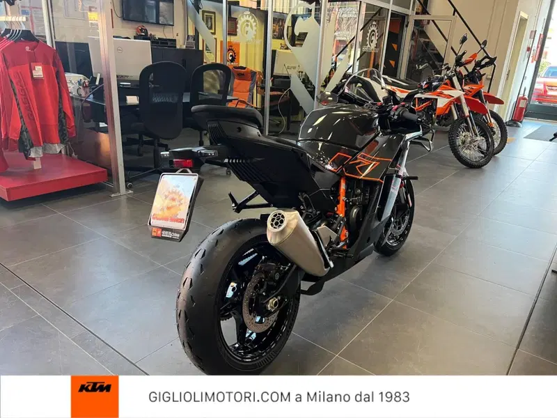 KTM 990 RC R (2026) (5)