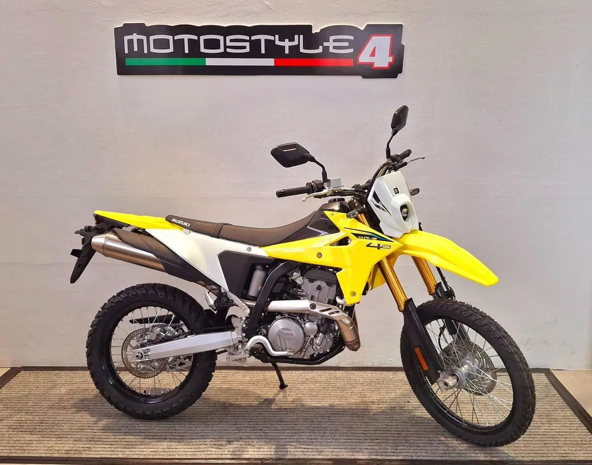 Suzuki DR-Z4S (2025 - 26)