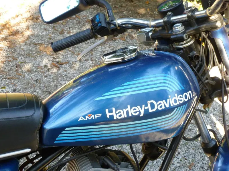 Aermacchi Harley-Davidson SST-250 (3)