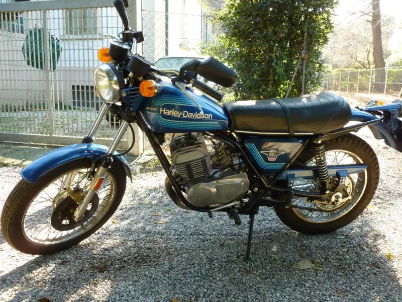 Aermacchi Harley-Davidson SST-250