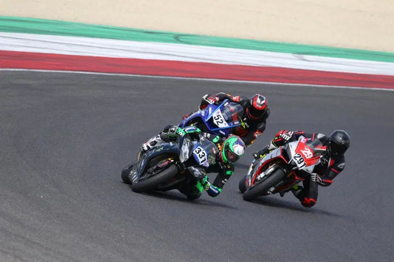 Kawasaki Ninja 1000 ZX-10R (2011 - 15) (4)