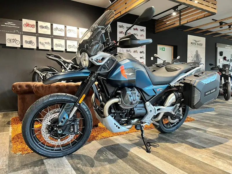Moto Guzzi V85 TT Travel (2024 - 26) (3)