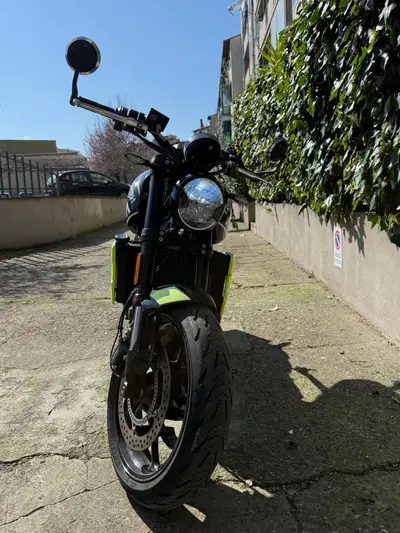 Triumph Trident 660 Triple Tribute Edition (2024) usata