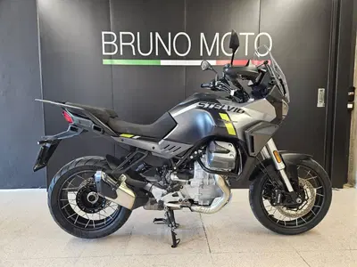 Moto Guzzi Stelvio (2024 - 26) usata