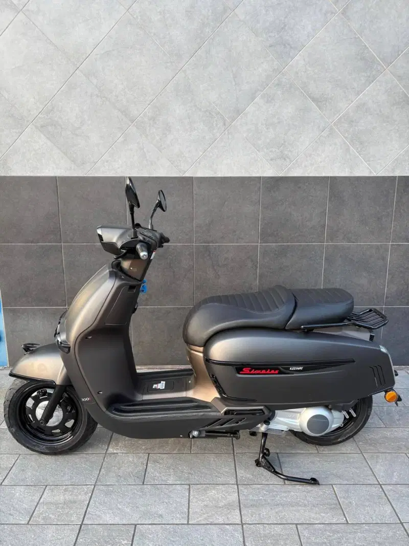 Keeway Motor Sixties 300i (2023 - 25)