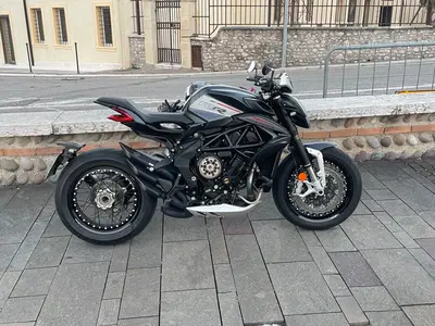 MV Agusta Dragster 800 RR SCS (2021 - 25) usata