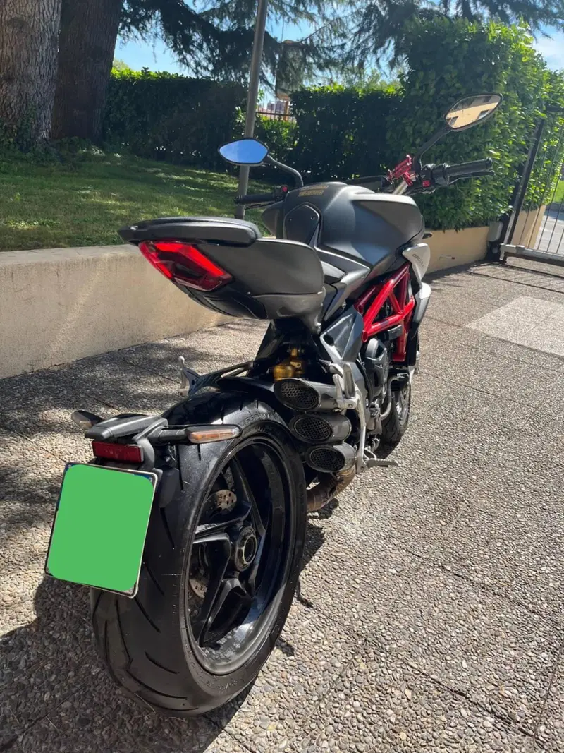 MV Agusta Brutale 800 EAS ABS (2016 - 19) (3)