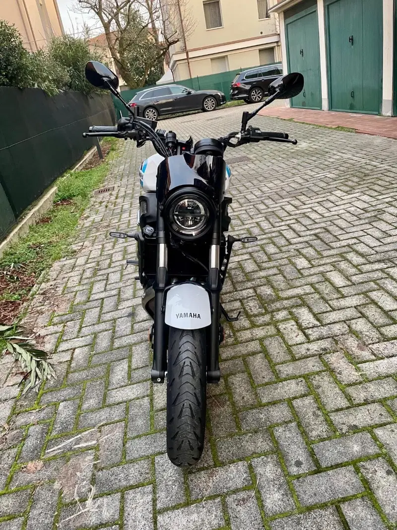 Yamaha XSR 700 (2022 - 26) (2)