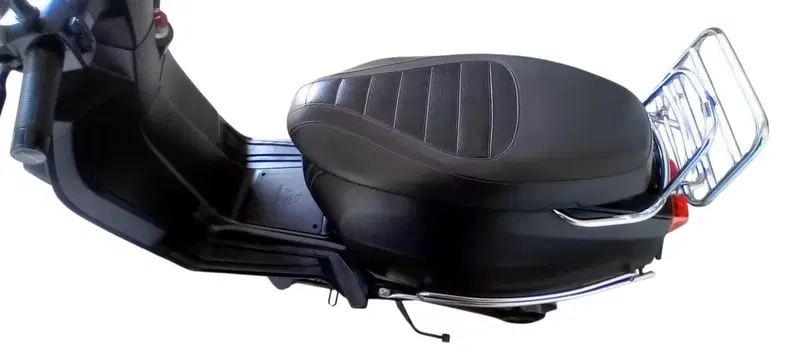 Lambretta V200 Special (2021 - 26) (4)