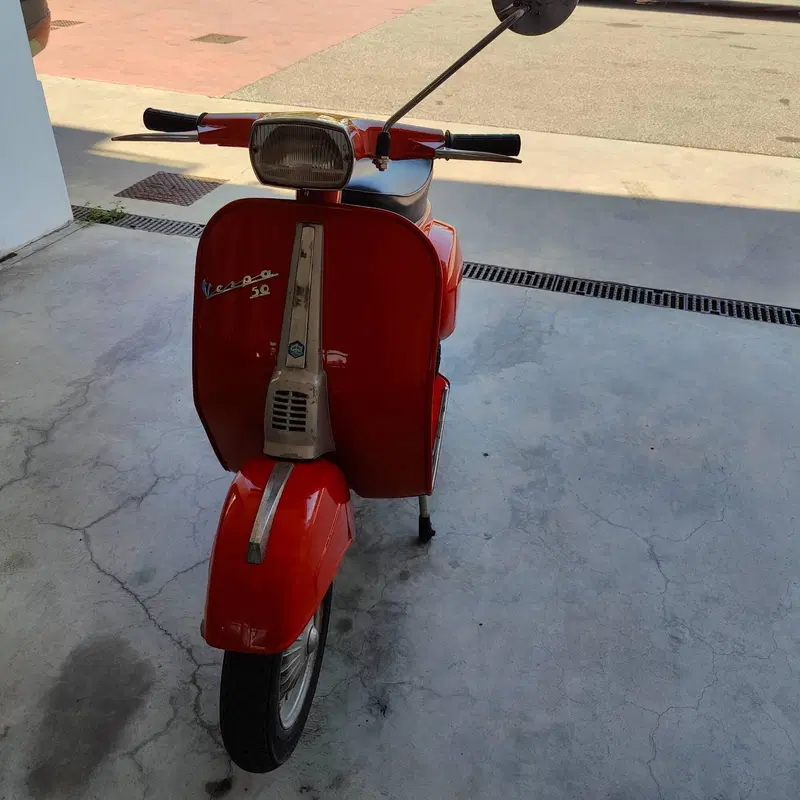 Piaggio Vespa 50 special  (5)