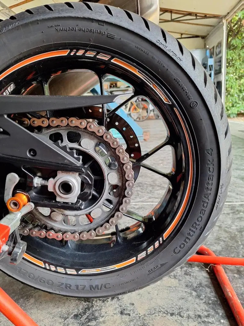 KTM 1290 Super Adventure S (2021) (11)