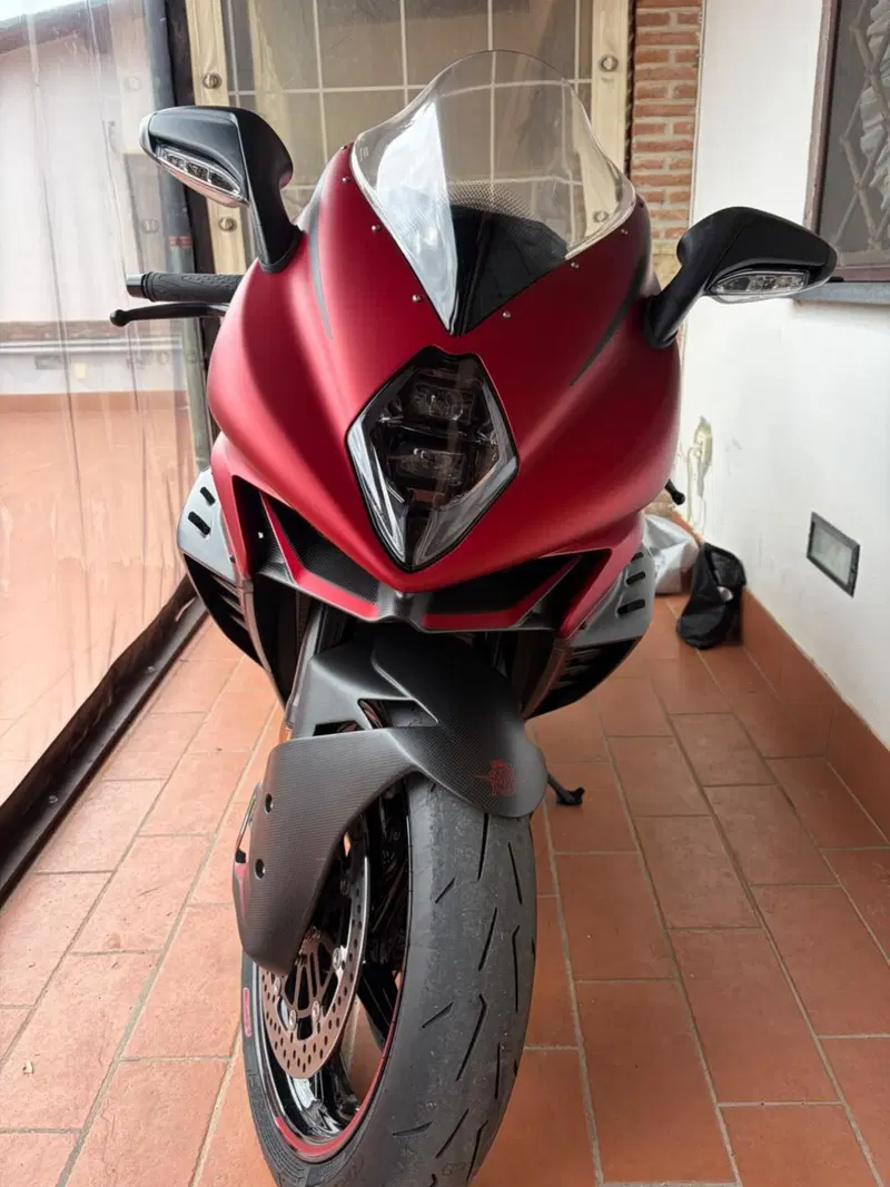 MV Agusta F3 800 R (2023 - 25) (2)