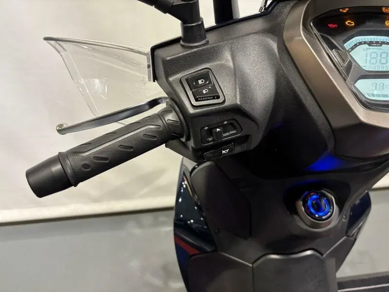 Kymco Agility 300i (2021 - 25) (6)