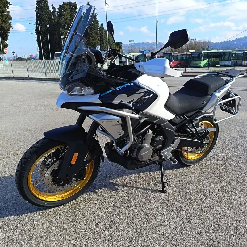 CFMOTO 700MT Adventure (2025 - 26) (6)