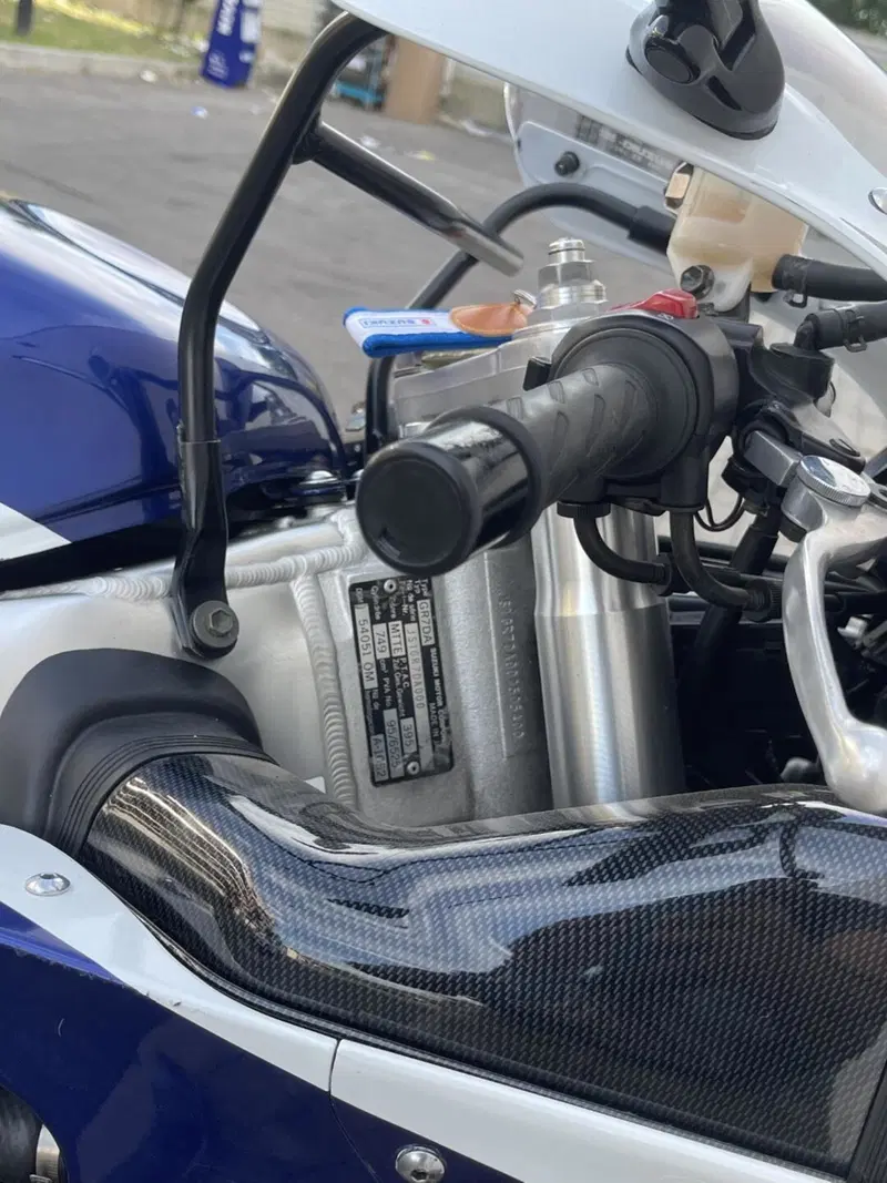 Suzuki GSX-R 750