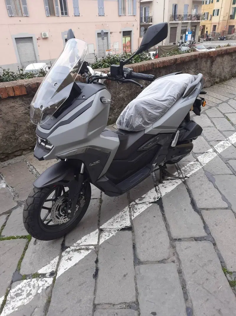 Um Italia Rockville 125 (2025 - 26)