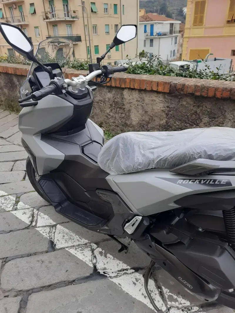Um Italia Rockville 125 (2025 - 26) (7)