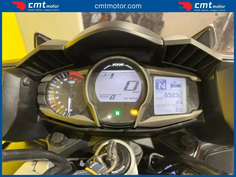 Yamaha FJR 1300 AE (2016 - 20) (5)