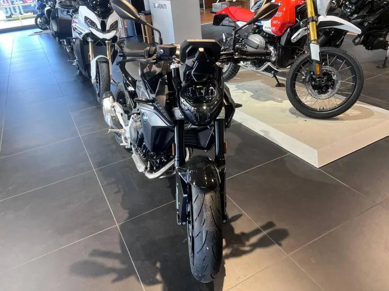 Bmw F 900 R (2025 - 26) (3)