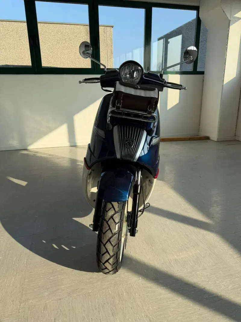 Peugeot Django 125 Classic TT (2025 - 26) (3)