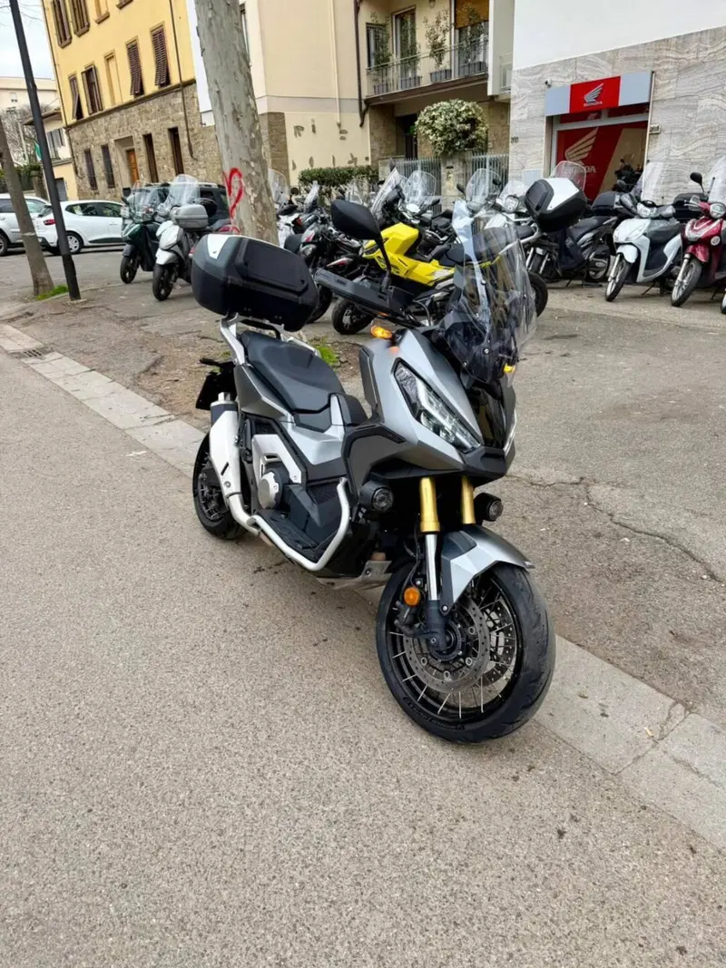 Honda X-ADV 750 DCT Travel (2021 - 24) (5)
