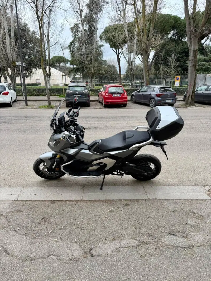Honda X-ADV 750 DCT Travel (2021 - 24) (2)