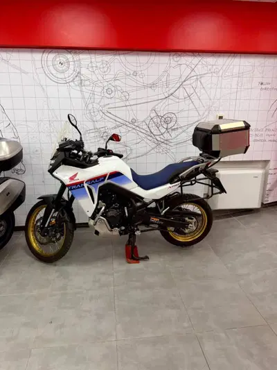 Honda Transalp XL750 (2023 - 24) usata