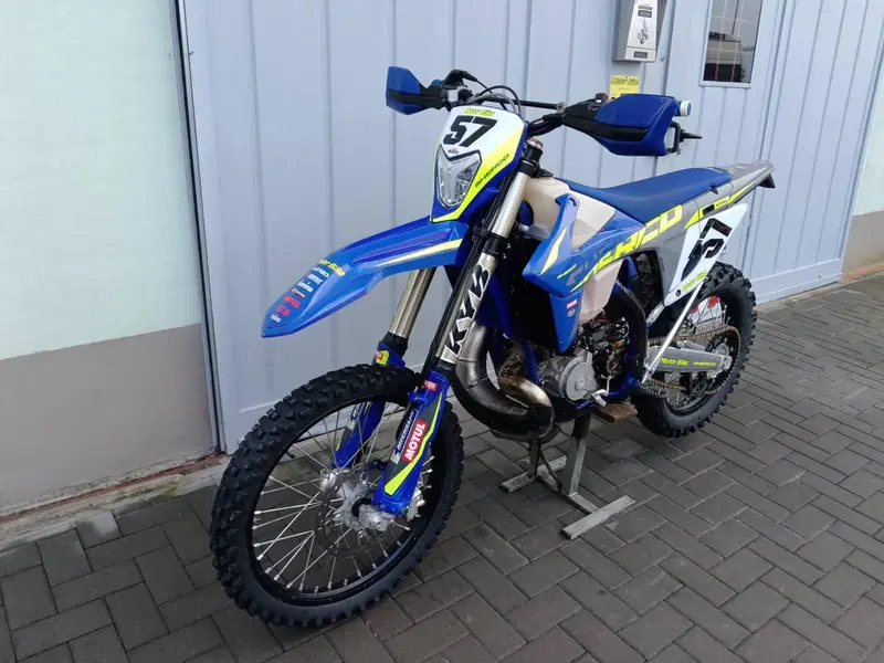 Sherco 300 SE Factory (2025) (2)