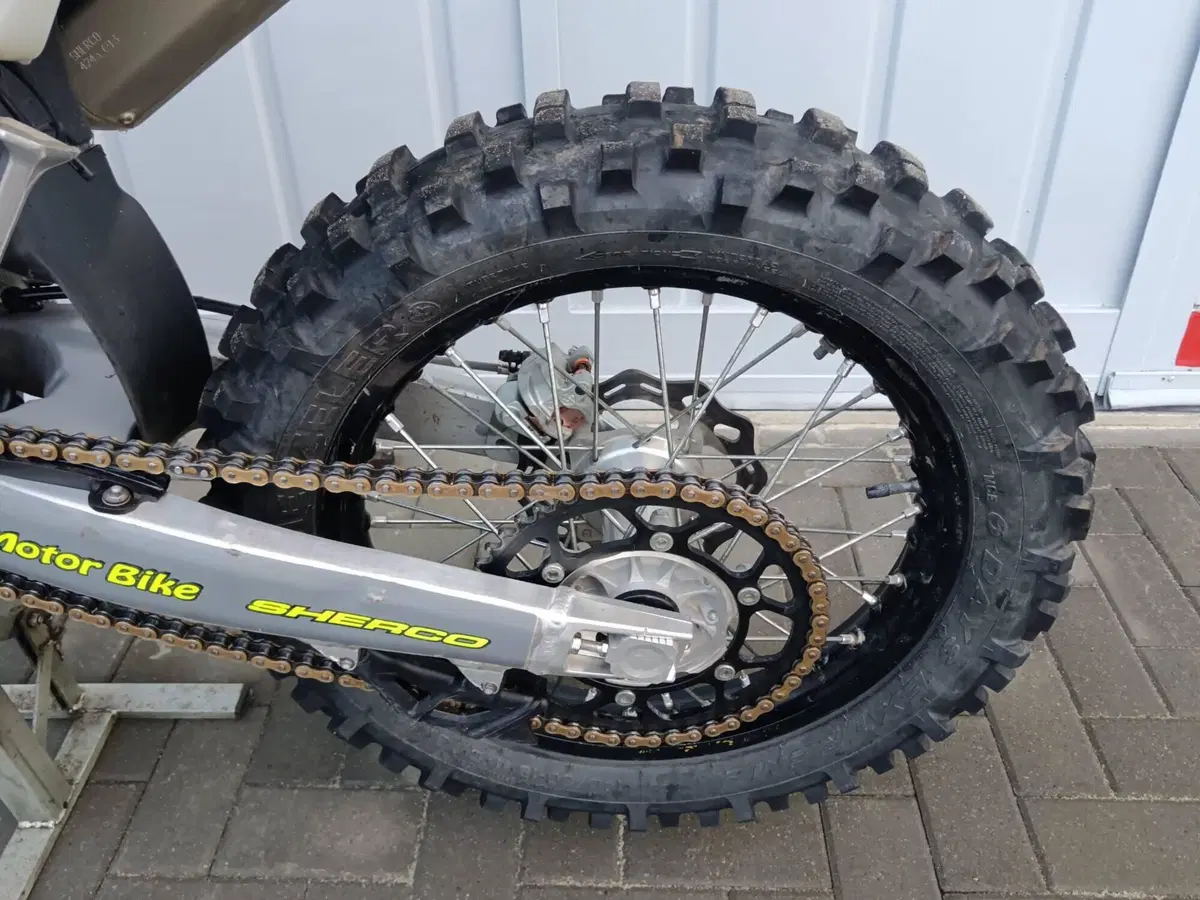 Sherco 300 SE Factory (2025) (12)