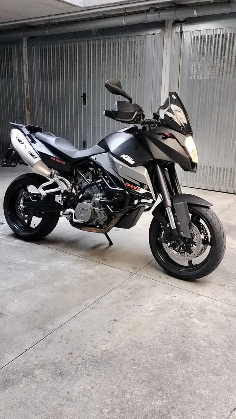 KTM 990 Supermoto T (2009 - 11) (2)