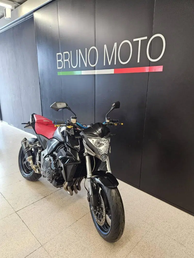 Honda CB 1000 R (2008 - 10) (3)