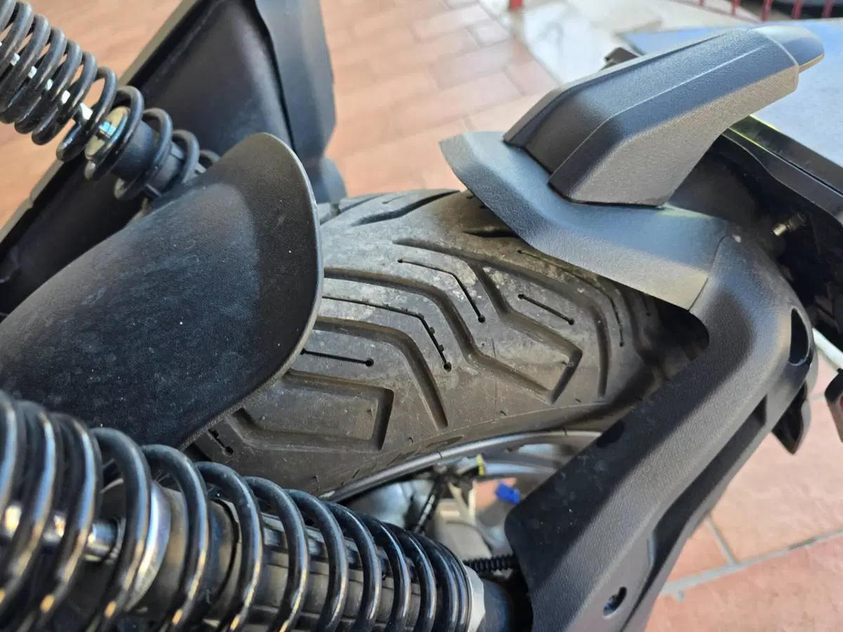 Piaggio Beverly 400 S ABS-ASR (2021 - 24) (9)