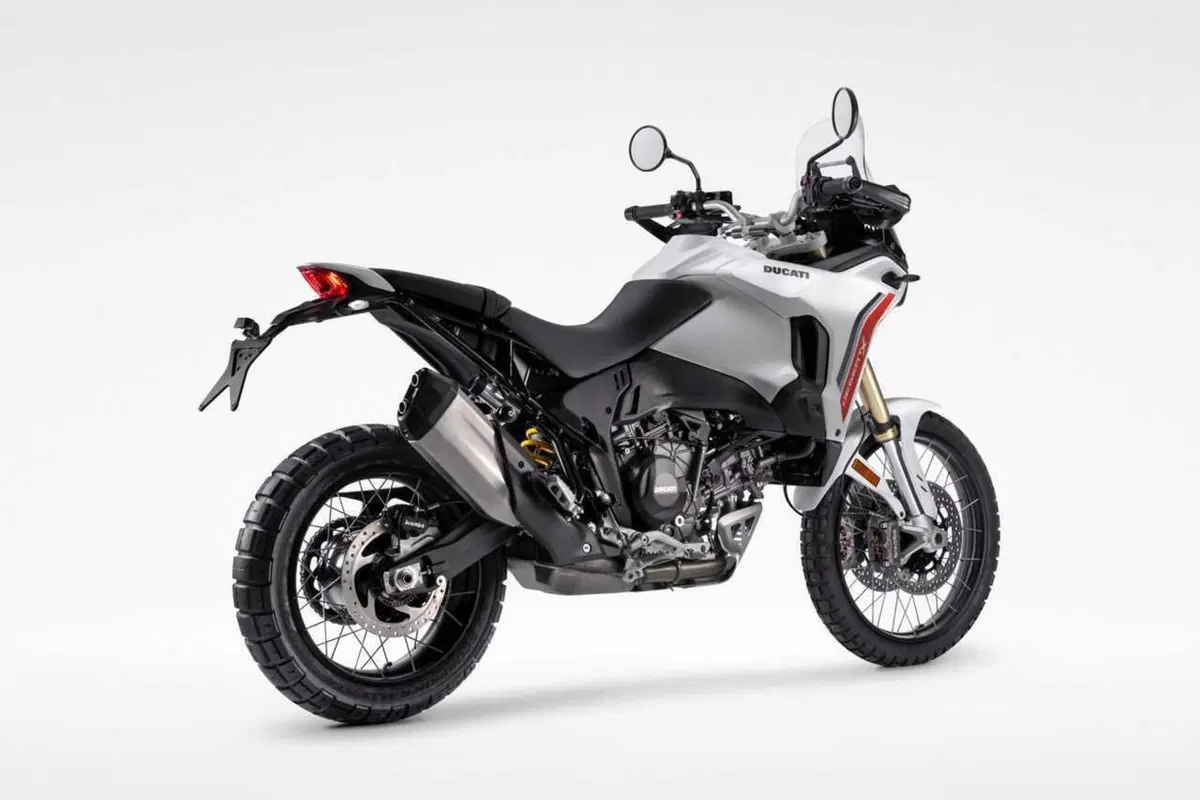 Ducati DesertX 2026: è tutta nuova! Com'è fatta e come cambia la adventure bolognese (6)