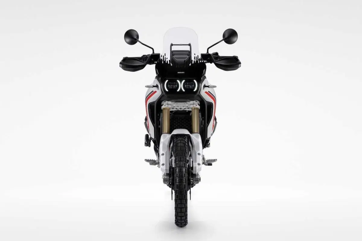 Ducati DesertX 2026: è tutta nuova! Com'è fatta e come cambia la adventure bolognese (9)
