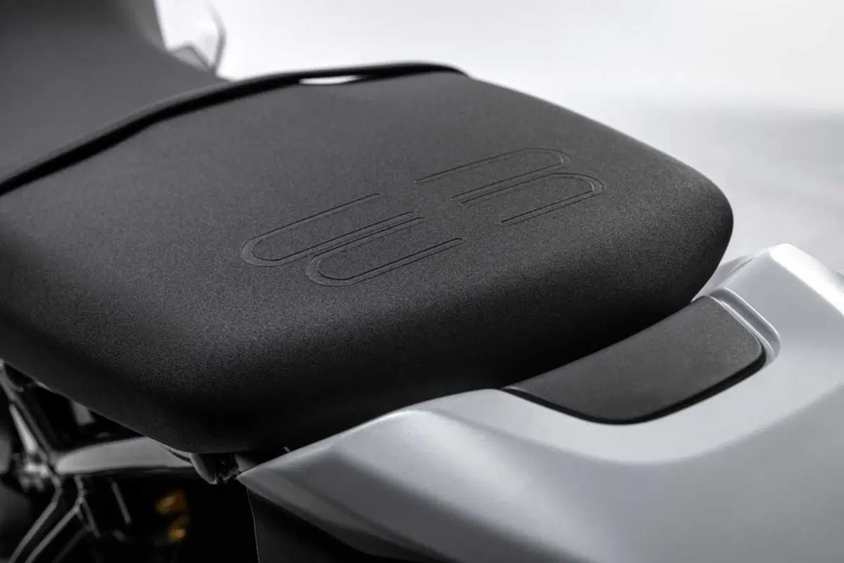Ducati DesertX 2026: è tutta nuova! Com'è fatta e come cambia la adventure bolognese (41)