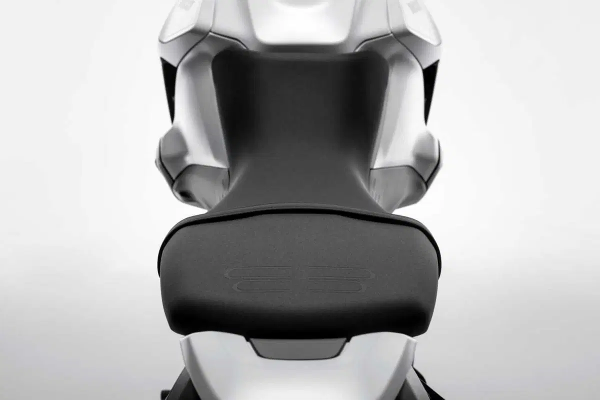 Ducati DesertX 2026: è tutta nuova! Com'è fatta e come cambia la adventure bolognese (45)