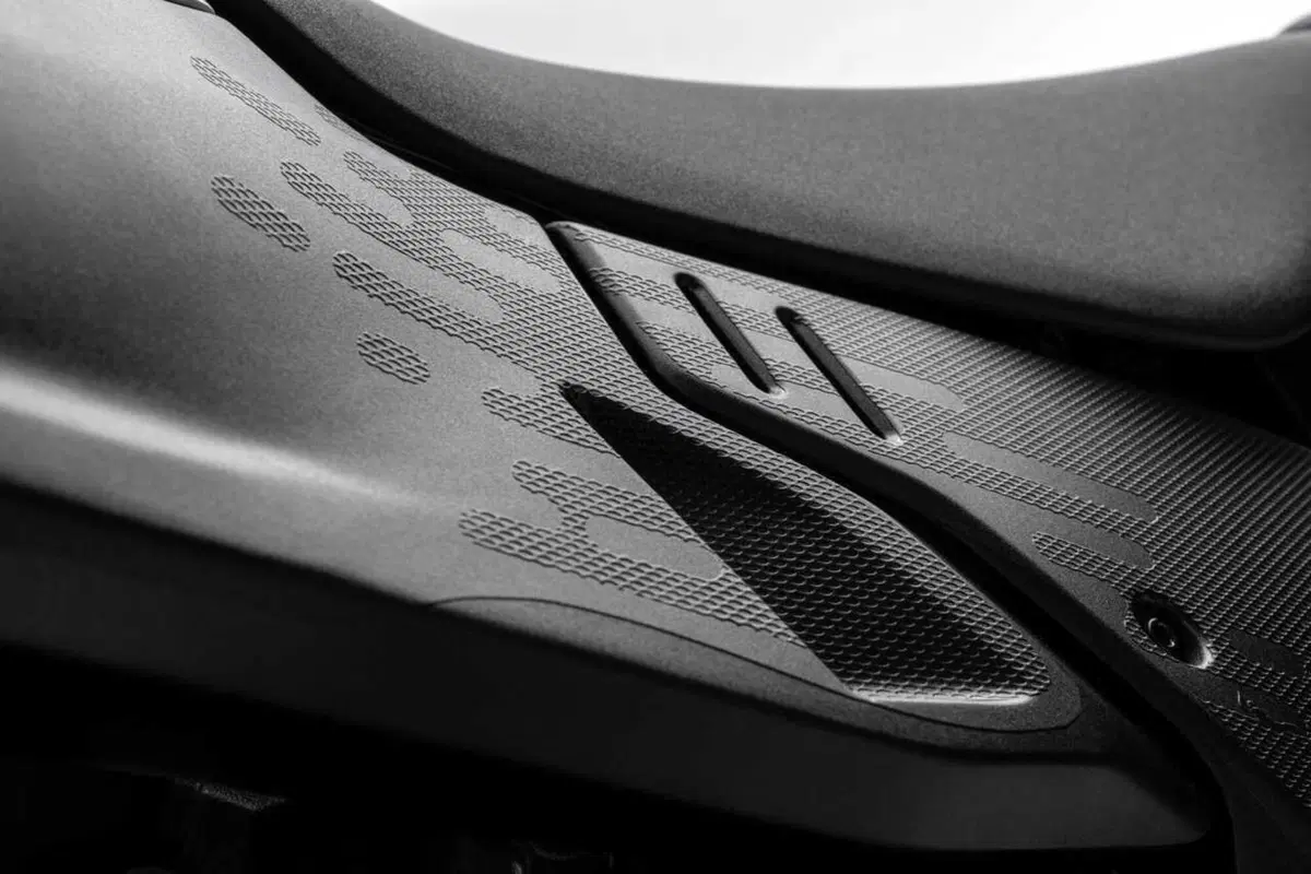 Ducati DesertX 2026: è tutta nuova! Com'è fatta e come cambia la adventure bolognese (56)