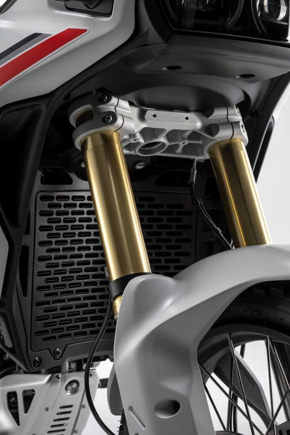 Ducati DesertX 2026: è tutta nuova! Com'è fatta e come cambia la adventure bolognese (58)