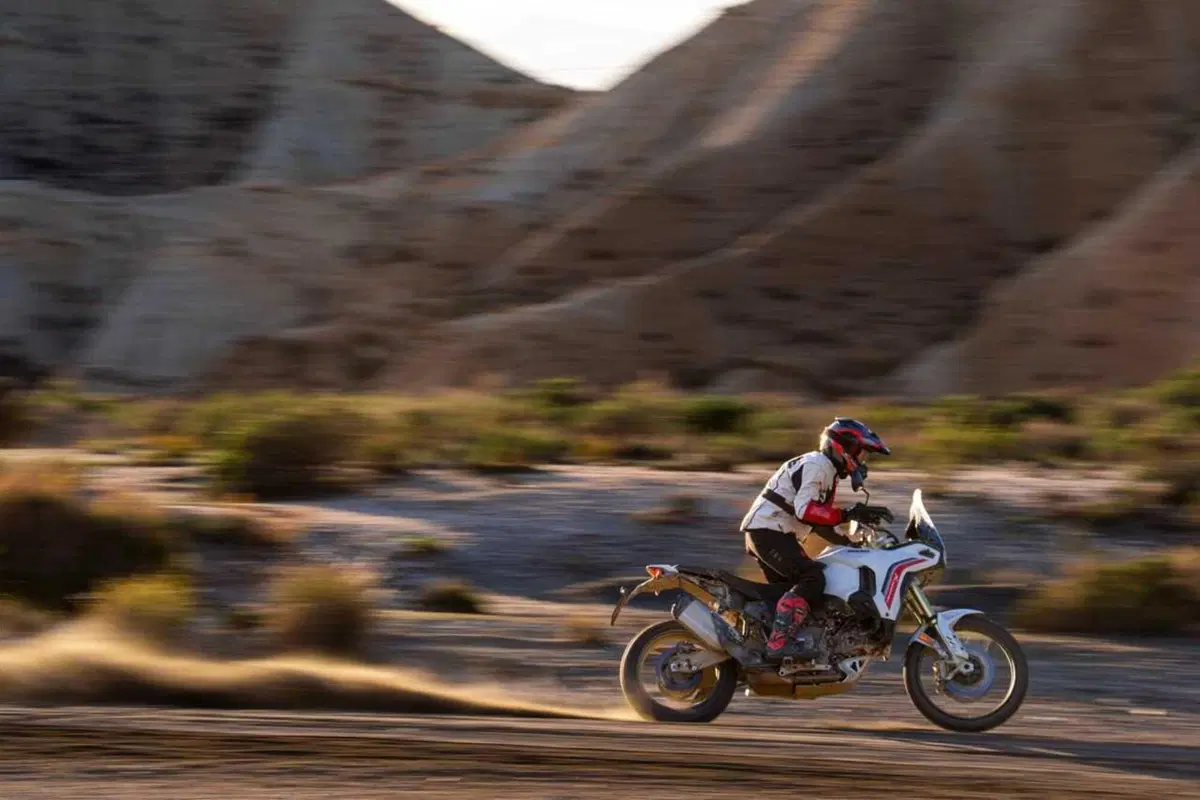 Ducati DesertX 2026: è tutta nuova! Com'è fatta e come cambia la adventure bolognese (102)