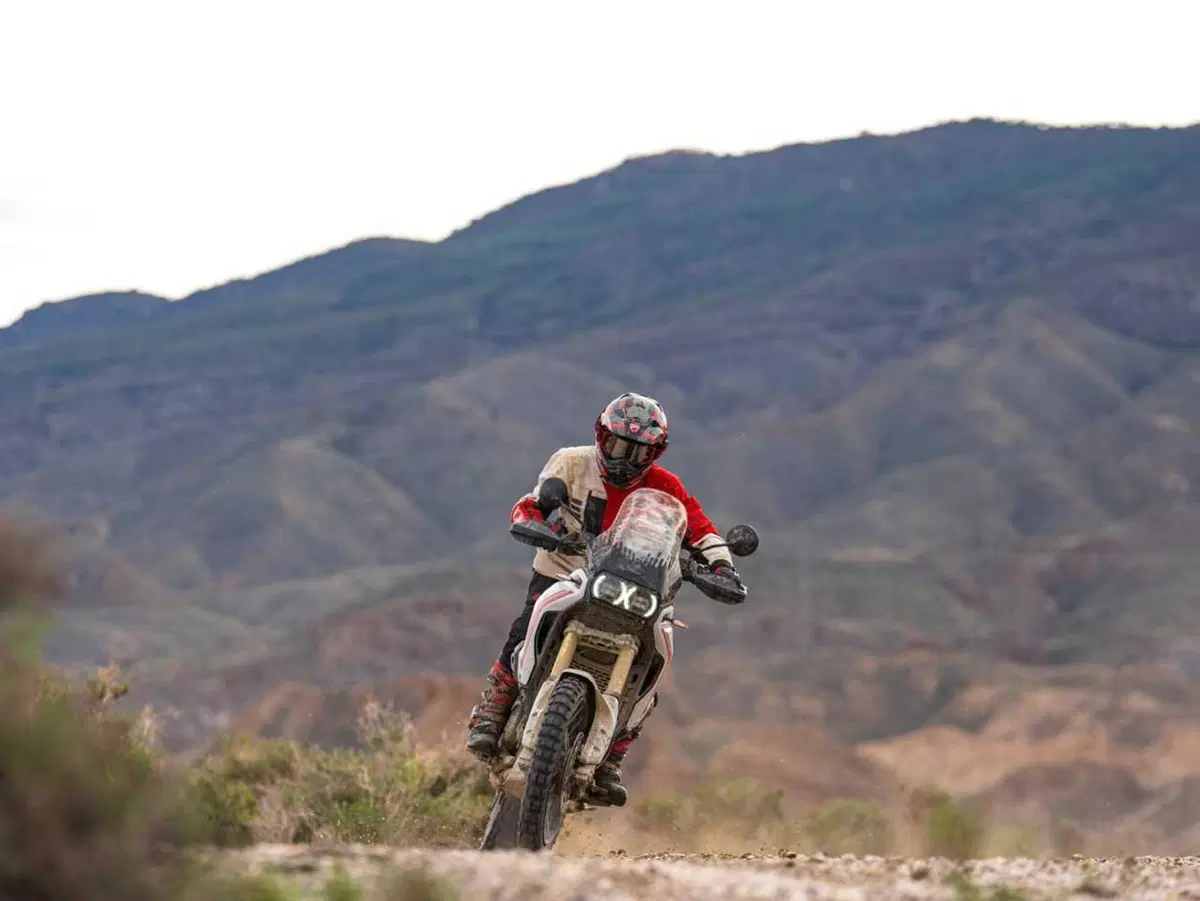 Ducati DesertX 2026: è tutta nuova! Com'è fatta e come cambia la adventure bolognese (116)