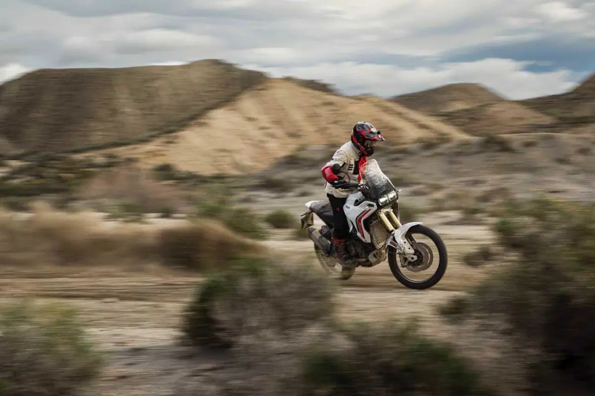 Ducati DesertX 2026: è tutta nuova! Com'è fatta e come cambia la adventure bolognese (127)