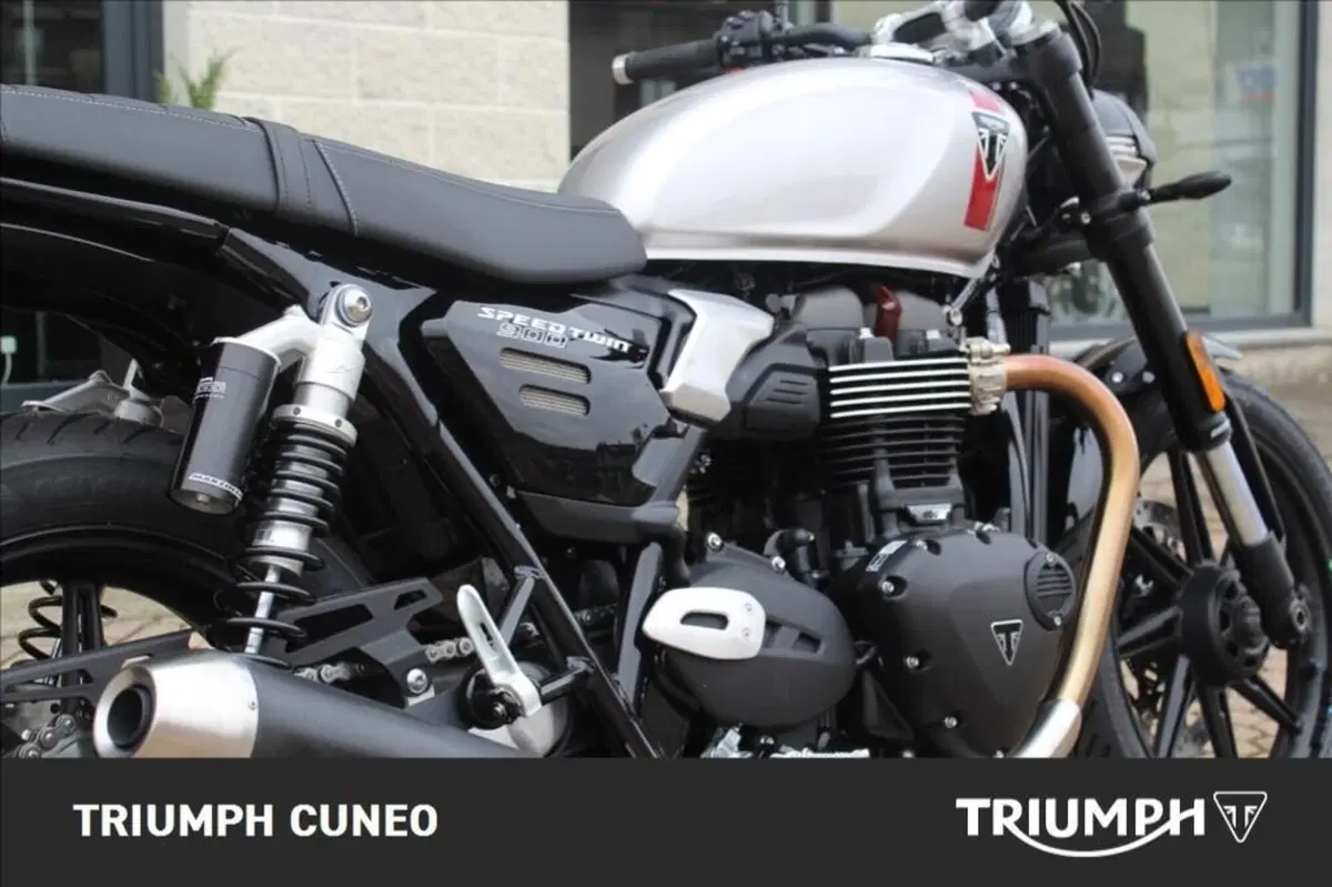 Triumph Speed Twin 900 (2025 - 26) (7)