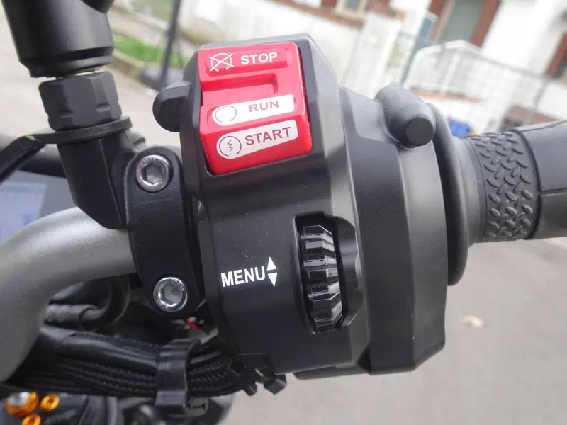 Yamaha MT-10 (2022 - 26) (18)