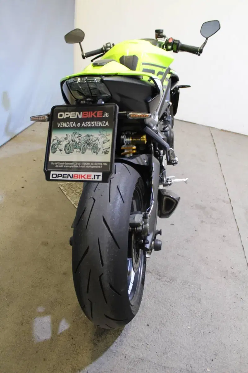 Triumph Street Triple 765 Moto2 Edition (2023 - 24) (5)