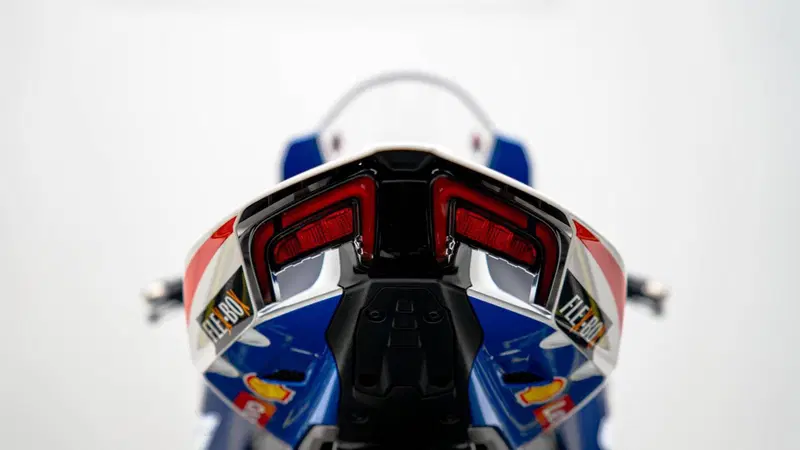 Ducati Panigale V4 Tricolore Italia (2025 - 26) (17)