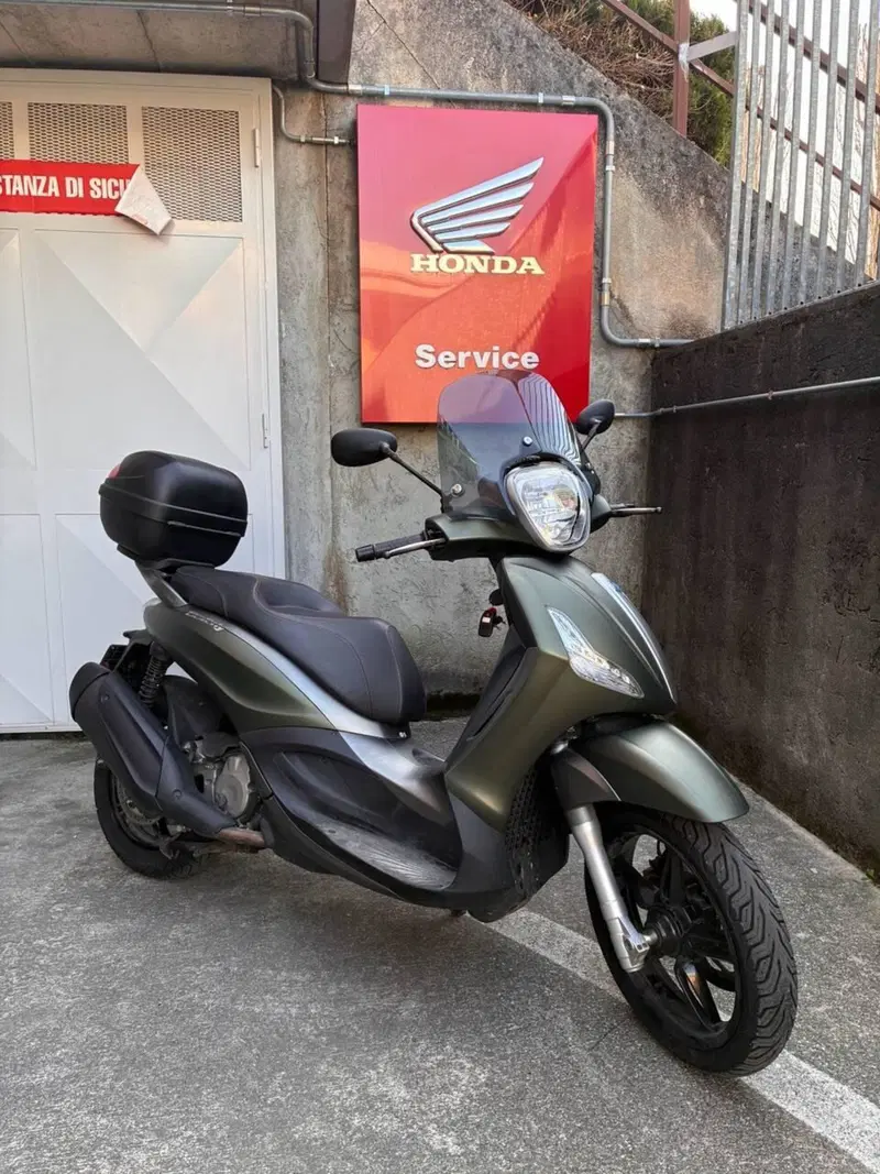 Piaggio Beverly 350 ABS (2016 - 20)