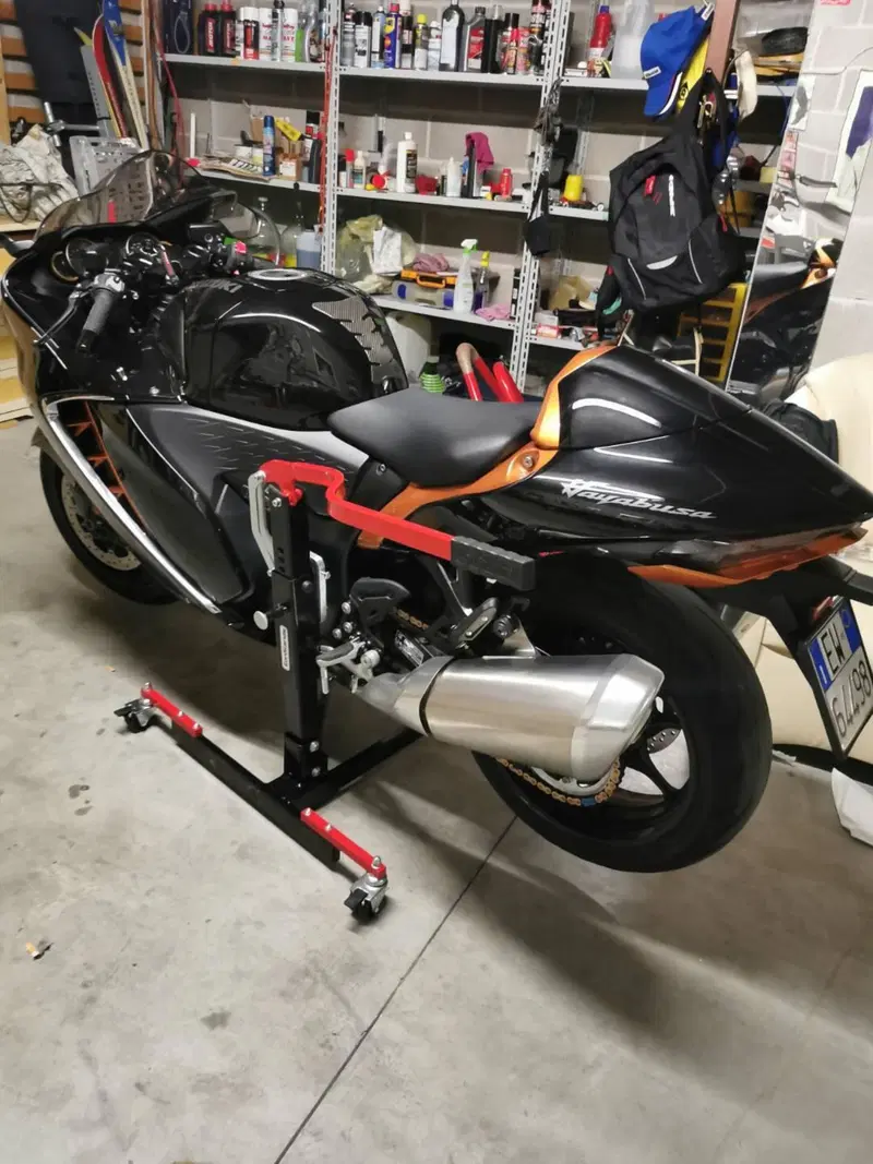 Suzuki GSX 1300 R Hayabusa (2021 - 24)