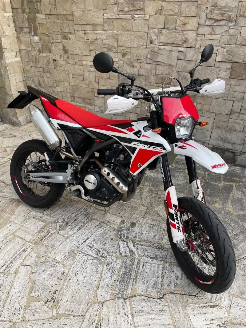 Fantic Motor XMF 125 Motard Performance 4t (2021 - 22) (4)